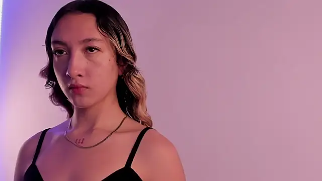 LauMiller online show from 1, 11, 2025