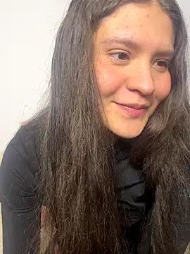 Emilyybennet  online show from 15, 10, 2025