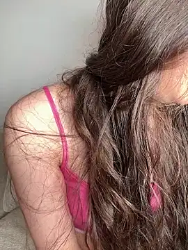 Snapshot of Emilyybennet_ chatting on 20, 6, 2026 Emilyybennet online show from 20, 6, 2026