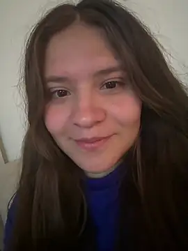 Snapshot of Emilyybennet_ chatting on 15, 7, 2026 Emilyybennet online show from 15, 7, 2026