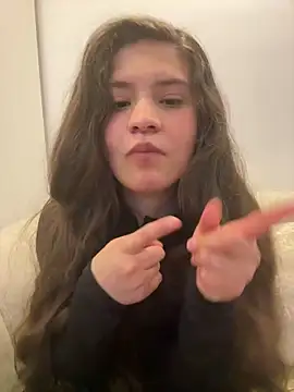 Snapshot of Emilyybennet_ chatting on 2, 5, 2026 Emilyybennet online show from 2, 5, 2026