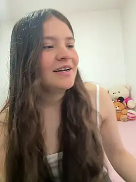 Snapshot of Emilyybennet_ chatting on 15, 6, 2026 Emilyybennet online show from 15, 6, 2026