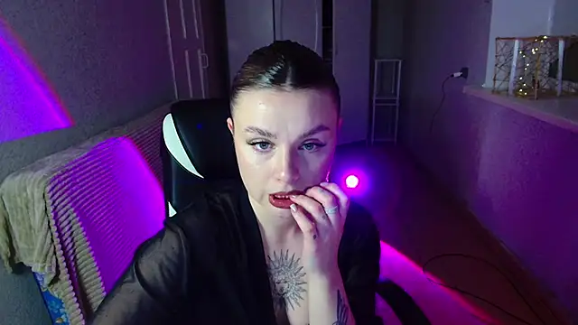 AngelicaHollywood online show from 20, 2, 2026