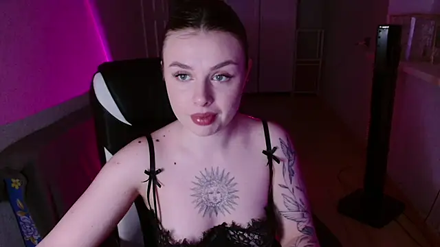 AngelicaHollywood online show from 6, 3, 2026