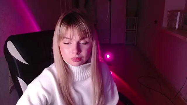 AngelicaHollywood online show from 7, 3, 2026