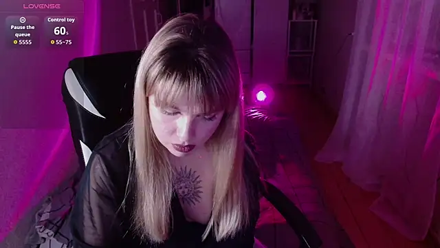 Snapshot of AngelicaHollywood chatting on 18, 3, 2026 AngelicaHollywood online show from 18, 3, 2026