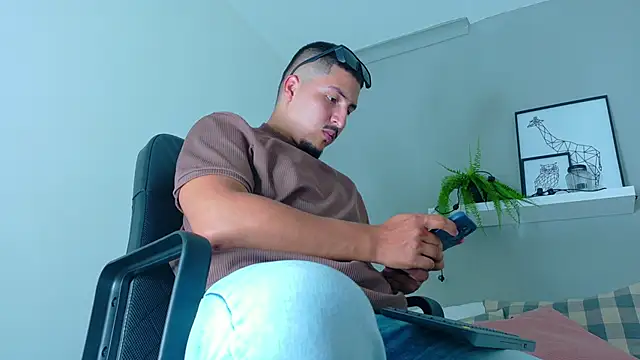 MrFox   online show from 14, 10, 2025