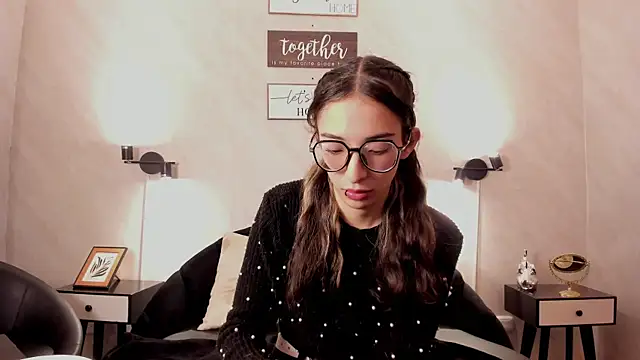 Emilia Bons online show from 16, 1, 2026