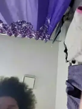 chocolate bella online show from 2, 12, 2025