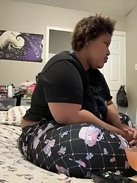 chocolate bella online show from 16, 10, 2025