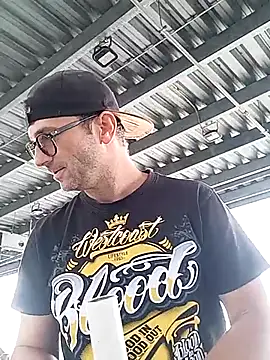 Snapshot of vasgabri chatting on 27, 9, 2025 vasgabri online show from 27, 9, 2025