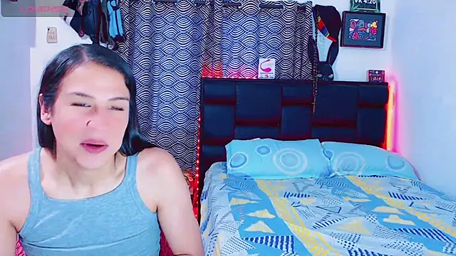 Snapshot of Azley_sweet chatting on 16, 11, 2025 Azley sweet online show from 16, 11, 2025