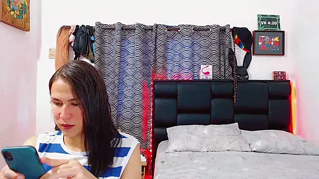 Snapshot of Azley_sweet chatting on 23, 11, 2025 Azley sweet online show from 23, 11, 2025