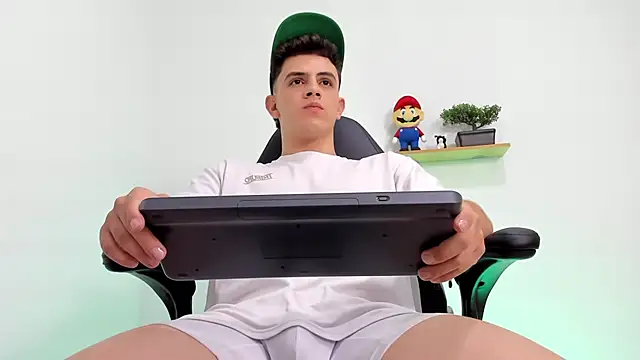 Mikecooper online show from 5, 11, 2025