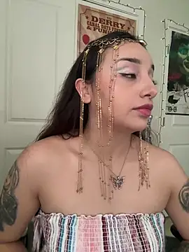 CharmingMaddie online show from 15, 3, 2026