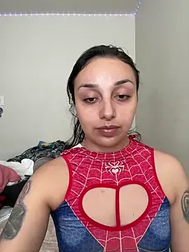 Snapshot of CharmingMaddie chatting on 29, 5, 2026 CharmingMaddie online show from 29, 5, 2026