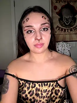 CharmingMaddie online show from 18, 12, 2025