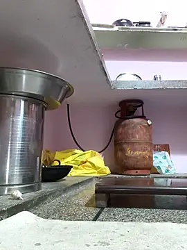 Love-pari077 online show from 29, 10, 2025