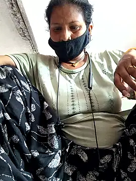Snapshot of Love-pari077 chatting on 10, 6, 2026 Love-pari077 online show from 10, 6, 2026