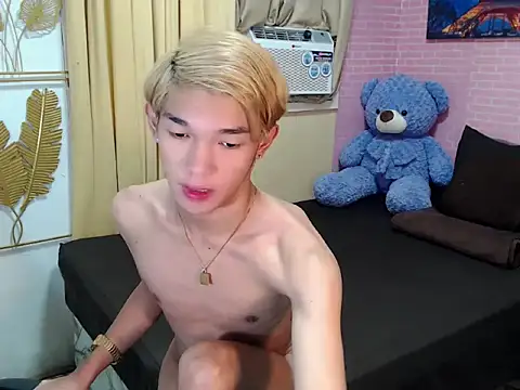 fuckerfriendsxx online show from 26, 4, 2026