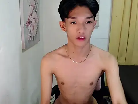 Snapshot of fuckerfriendsxx chatting on 29, 10, 2025 fuckerfriendsxx online show from 29, 10, 2025