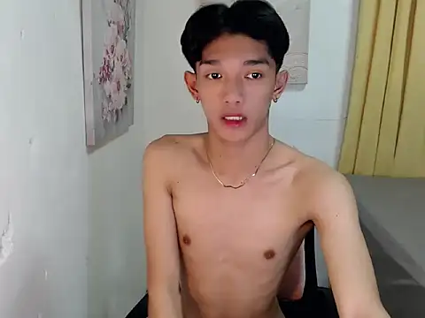 Snapshot of fuckerfriendsxx chatting on 25, 10, 2025 fuckerfriendsxx online show from 25, 10, 2025