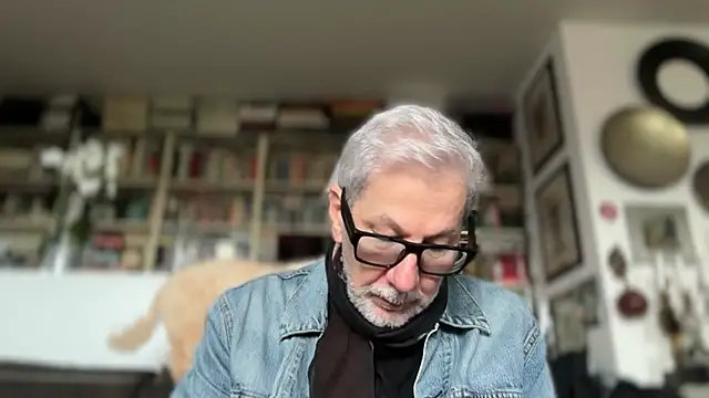 Snapshot of Eatnycum chatting on 2, 6, 2026 Eatnycum online show from 2, 6, 2026