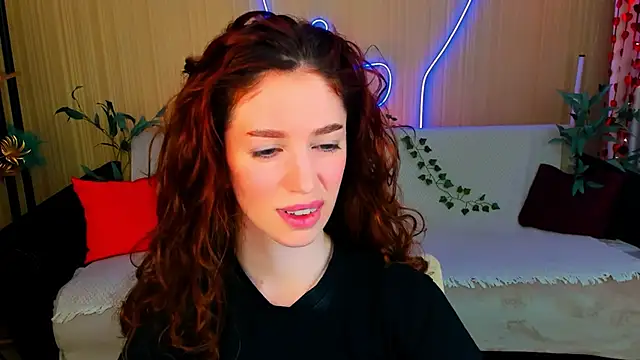 ChristinaConteeree online show from 27, 3, 2026