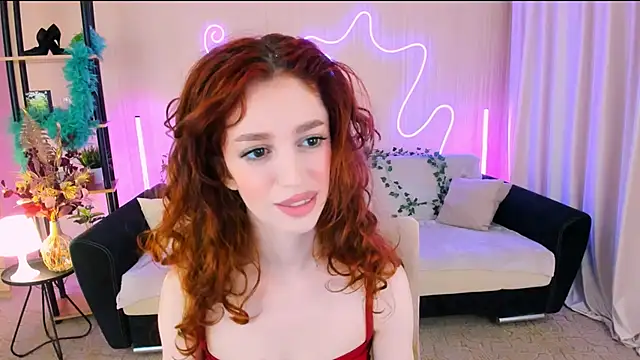 Snapshot of ChristinaConteeree chatting on 14, 11, 2025 ChristinaConteeree online show from 14, 11, 2025