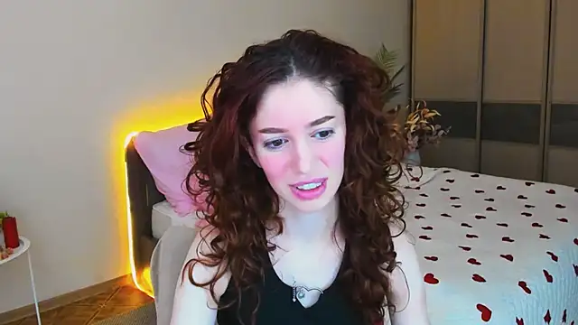 ChristinaConteeree online show from 5, 4, 2026