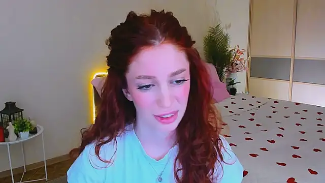 Snapshot of ChristinaConteeree chatting on 8, 5, 2026 ChristinaConteeree online show from 8, 5, 2026