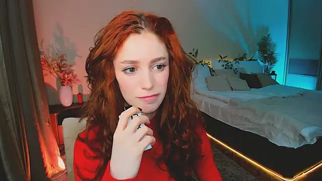 Snapshot of ChristinaConteeree chatting on 10, 11, 2025 ChristinaConteeree online show from 10, 11, 2025