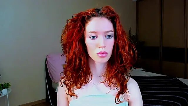 Snapshot of ChristinaConteeree chatting on 21, 7, 2026 ChristinaConteeree online show from 21, 7, 2026