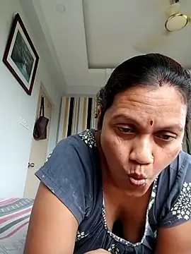 Snapshot of SHUVANI_SEXY chatting on 11, 9, 2025 SHUVANI SEXY online show from 11, 9, 2025