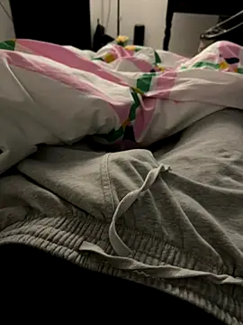 Frankieyyy1 online show from 2, 12, 2025