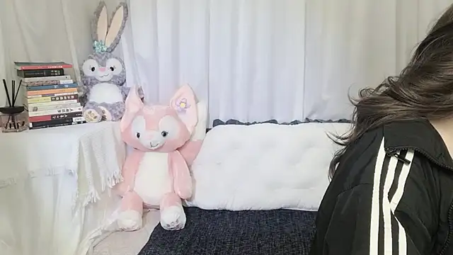 Emmaq996 online show from 2, 4, 2026