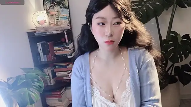 Snapshot of Emmaq996 chatting on 6, 2, 2026 Emmaq996 online show from 6, 2, 2026