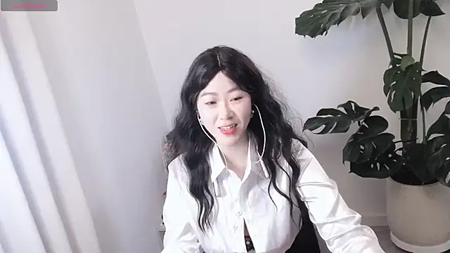 Snapshot of Emmaq996 chatting on 19, 1, 2026 Emmaq996 online show from 19, 1, 2026