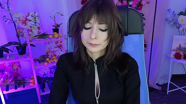 CrystallBloom online show from 19, 1, 2026