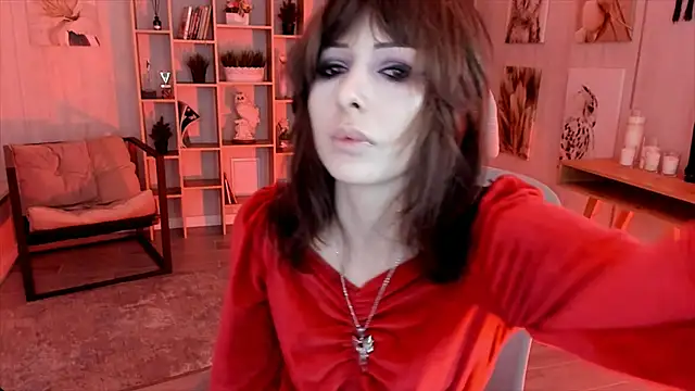 CrystallBloom online show from 4, 10, 2025