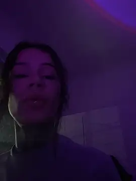 Snapshot of sereiaruiva99 chatting on 31, 5, 2026 sereiaruiva99 online show from 31, 5, 2026