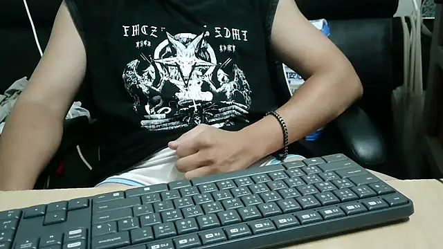 bigbb101011 online show from 1, 11, 2025