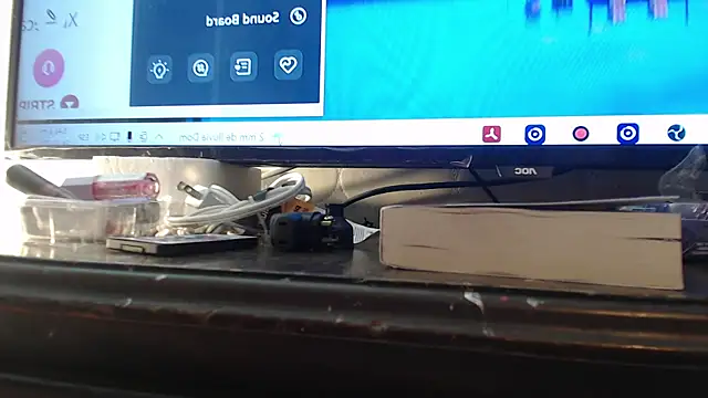 Snapshot of lola_foox chatting on 24, 10, 2025 lola foox online show from 24, 10, 2025