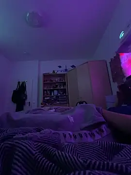 xmilolivex online show from 15, 10, 2025