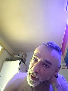 Snapshot of GabyCollado5 chatting on 28, 10, 2025 GabyCollado5 online show from 28, 10, 2025