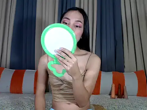 Jadehotcum online show from 9, 11, 2025