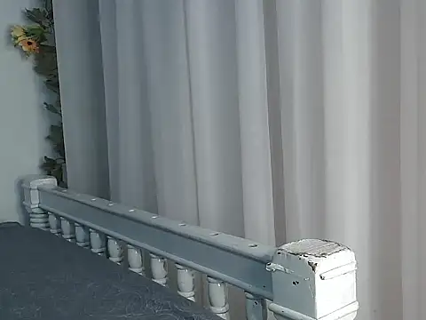 Snapshot of angelainparis28 chatting on 5, 11, 2025 angelainparis28 online show from 5, 11, 2025