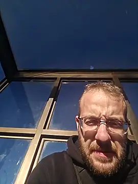 Snapshot of MEAT4urGRILL chatting on 21, 10, 2025 MEAT4urGRILL online show from 21, 10, 2025