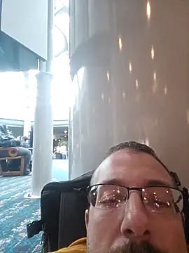 Snapshot of MEAT4urGRILL chatting on 9, 11, 2025 MEAT4urGRILL online show from 9, 11, 2025