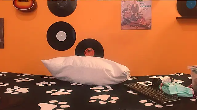 meisevil77 online show from 27, 11, 2025